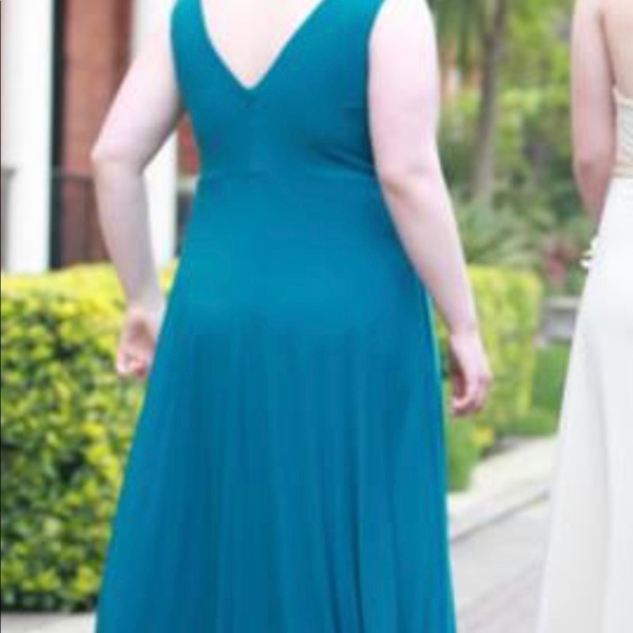 Phase Eight Gown - Picture 3 of 5